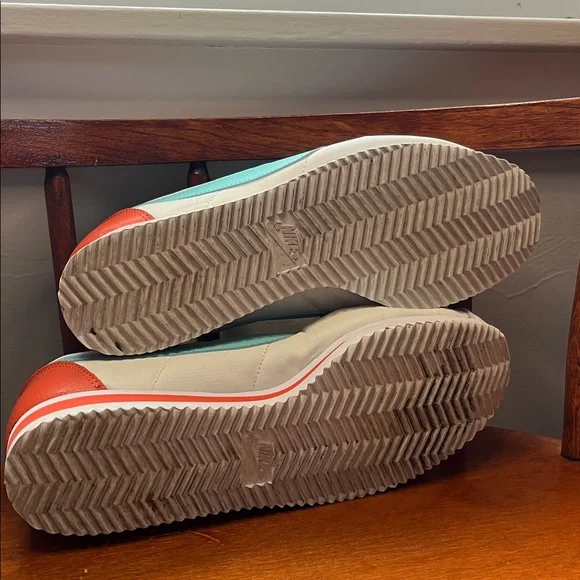 Nike Cortez Sneaker Orange and Blue Size 9.5 - Picture 8 of 12